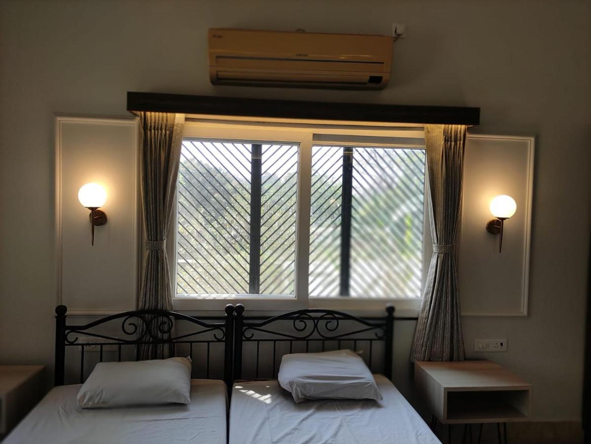 Vatika Homestay Varanasi Exterior foto