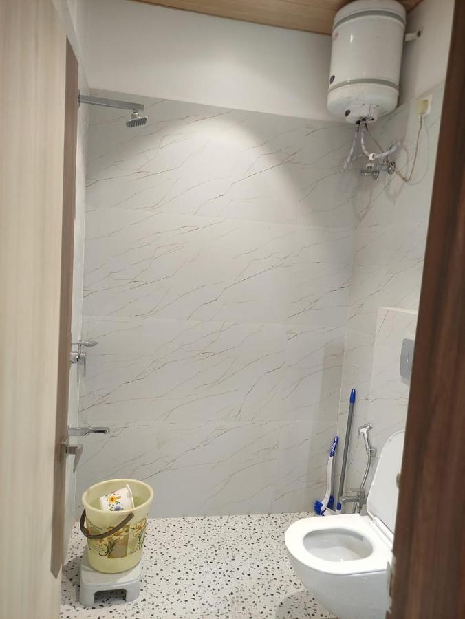 Vatika Homestay Varanasi Exterior foto