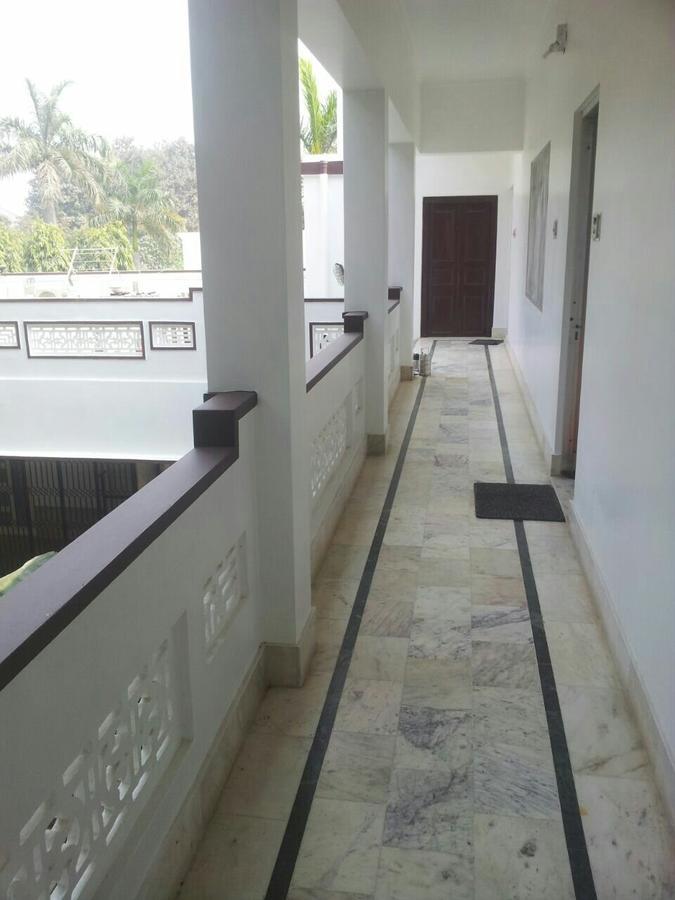 Vatika Homestay Varanasi Exterior foto